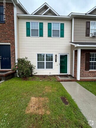 Building Photo - 205 Spring Meadow Cir