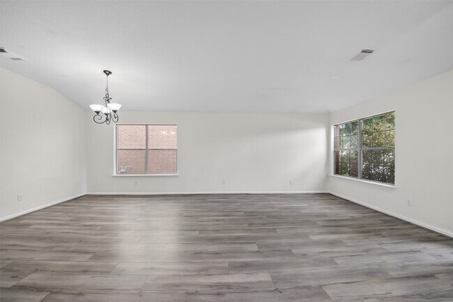 Building Photo - 1318 Hawks Nest Dr