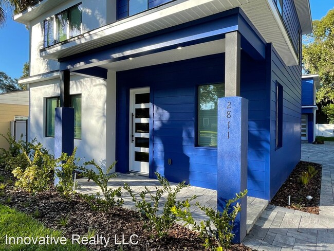 Building Photo - 3 br, 2.5 bath House - 2811 E. Central Blvd.