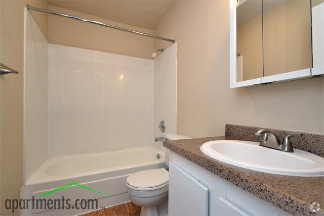 Baño - Des Moines Station