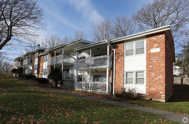 Middlebury Crossing Apartments Rentals - Waterbury, CT | Apartments.com