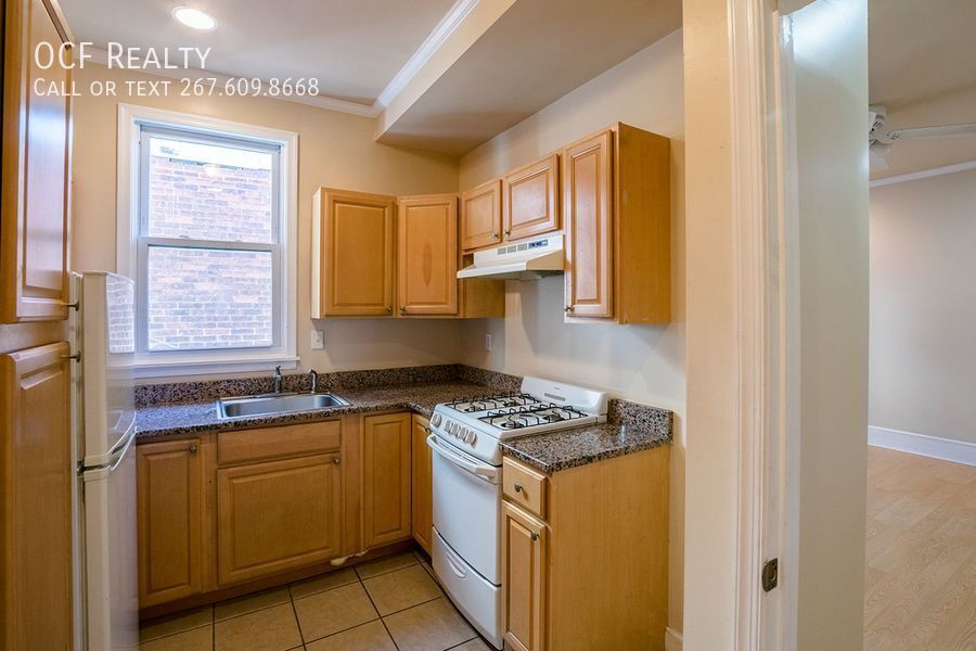 Primary Photo - One Bedroom Apartment in Point Breeze