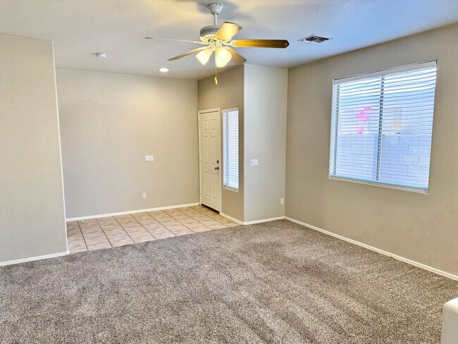 Foto del edificio - 4 Bedroom/3 Bath Single Level Home in Litchfield Park