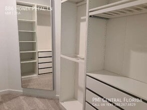 Building Photo - 886 Honey Petal Ln