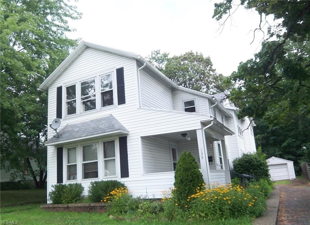 139 Wadsworth Ave, Cuyahoga Falls, OH 44221 Room for Rent in Cuyahoga