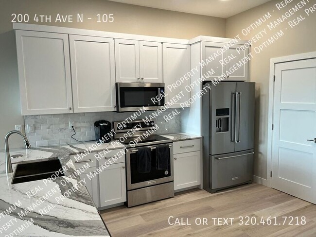 Foto del edificio - 200 4th Ave N