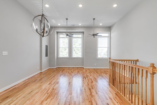 Building Photo - 1127 N 29th St