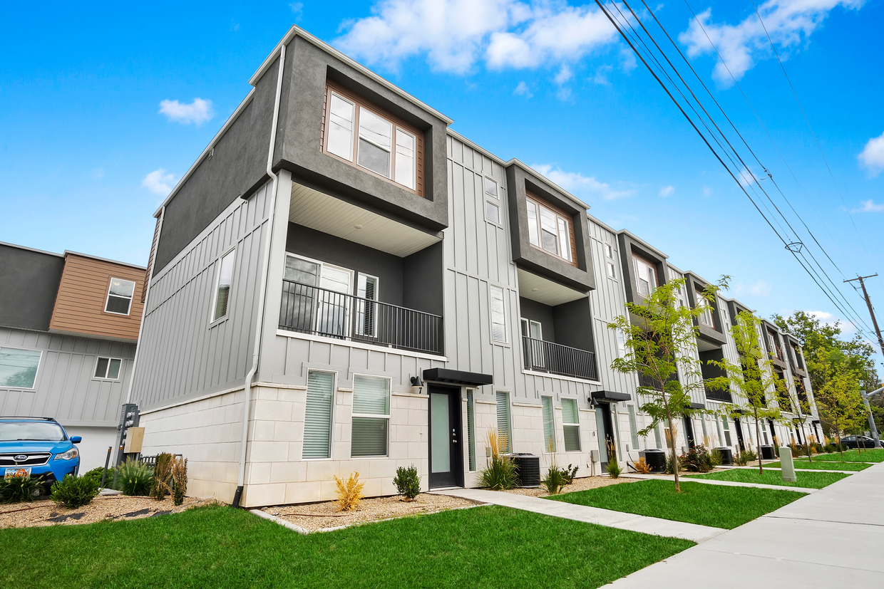 Primary Photo - Lofts at Fort Union