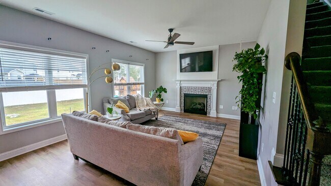 Habitación familiar - 1601 Redbud Ct