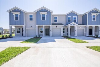 Building Photo - 2642 Runners Cir
