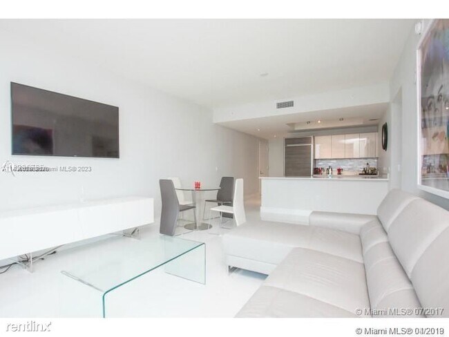 Foto del edificio - 2 br, 2 bath Condo - 1100 S Miami Ave  2 B...