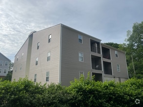 Building Photo - 104 Rainbow Cir