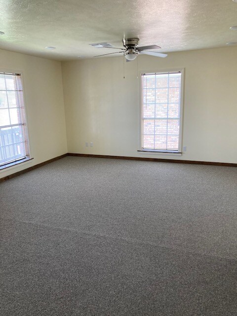 Foto del edificio - 5018 Desoto St