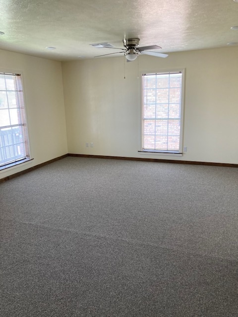 Building Photo - 5018 Desoto St