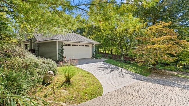 Photo - 413 Anteelah Trail House