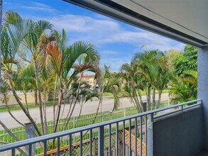 Building Photo - 4600 SW 67th Ave