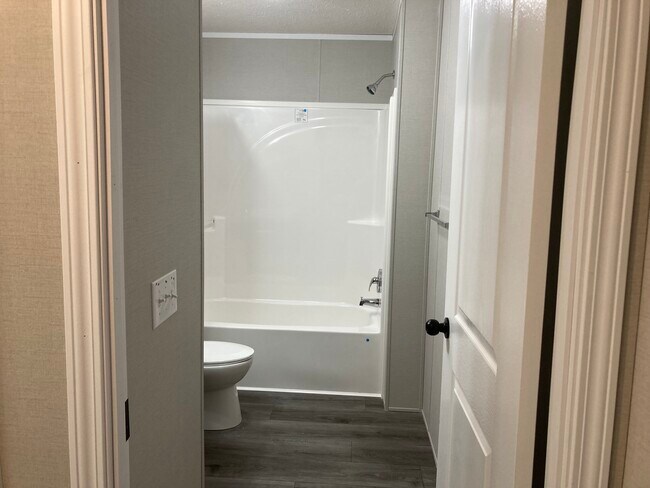 Foto del edificio - 107 Bluejay Hill