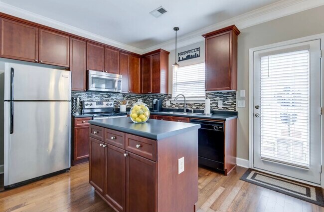 Foto del edificio - 2620 Avery Park Dr