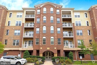 Building Photo - 13722 Neil Armstrong Ave