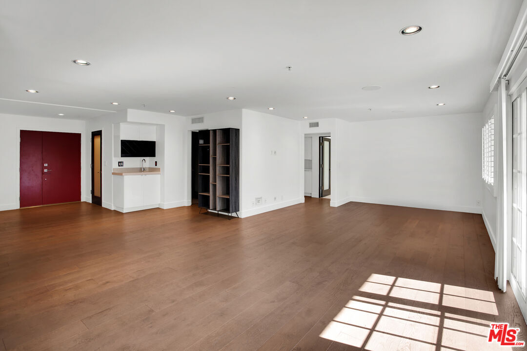 1817 Selby Ave Unit 201, Los Angeles, CA 90025 Condo for Rent in Los Angeles, CA