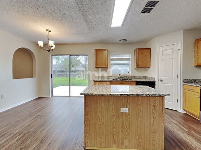 Foto del edificio - 3416 Steelgate Ct