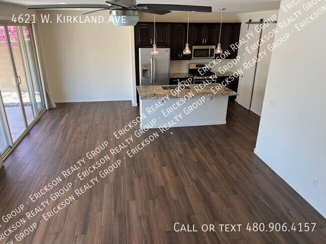 Foto del edificio - 4621 Kirkland Ave