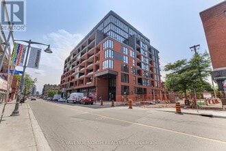Building Photo - 10 James St