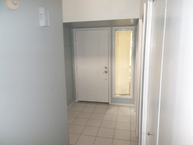 Foto del edificio - 14002 N 49th Ave