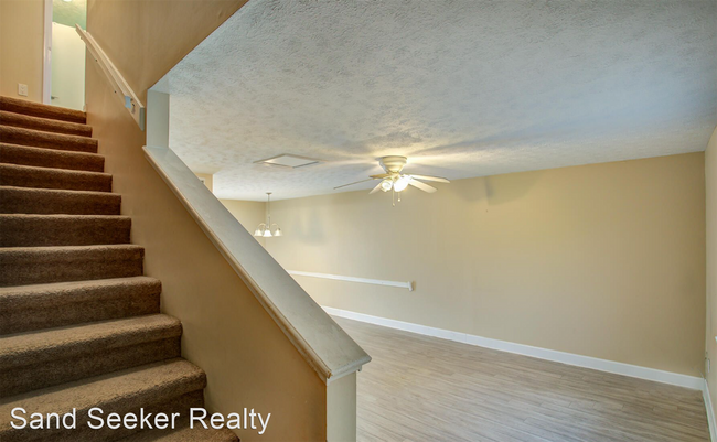 Building Photo - 2 br, 2.5 bath House - 148 Abbie Lane