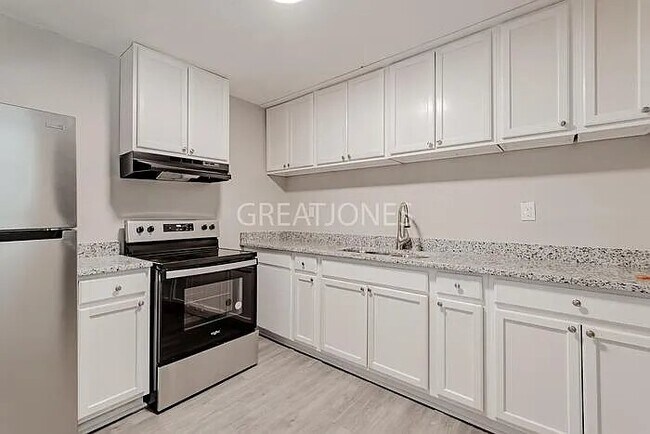 Foto del edificio - 1450 Wyman St NE