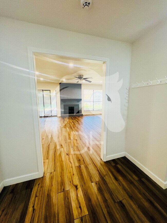 Foto del edificio - 414 Deer Run