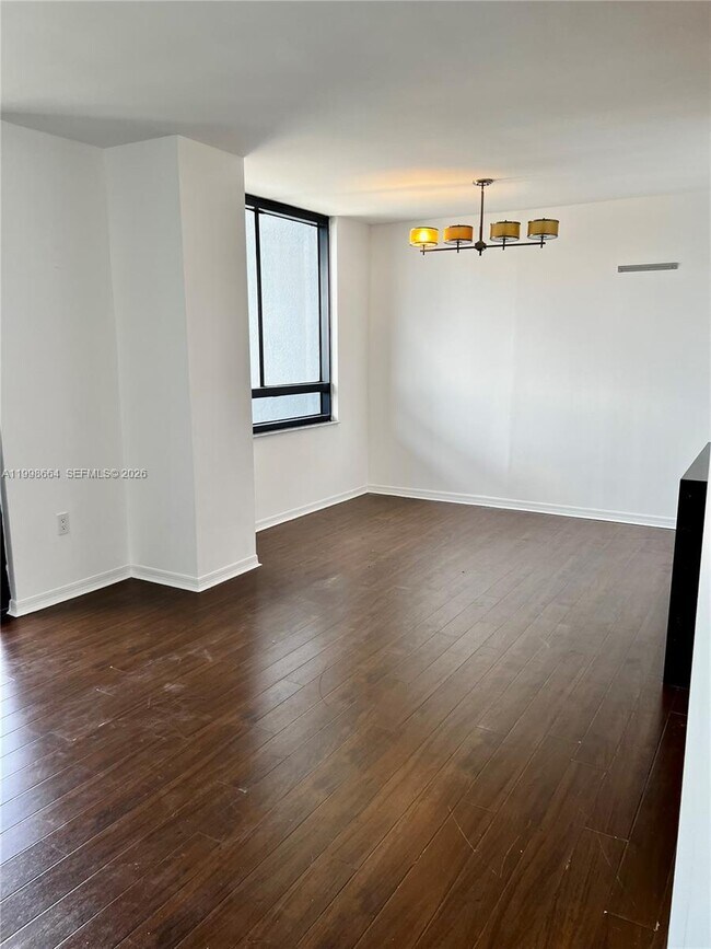 Foto del edificio - 1330 West Ave