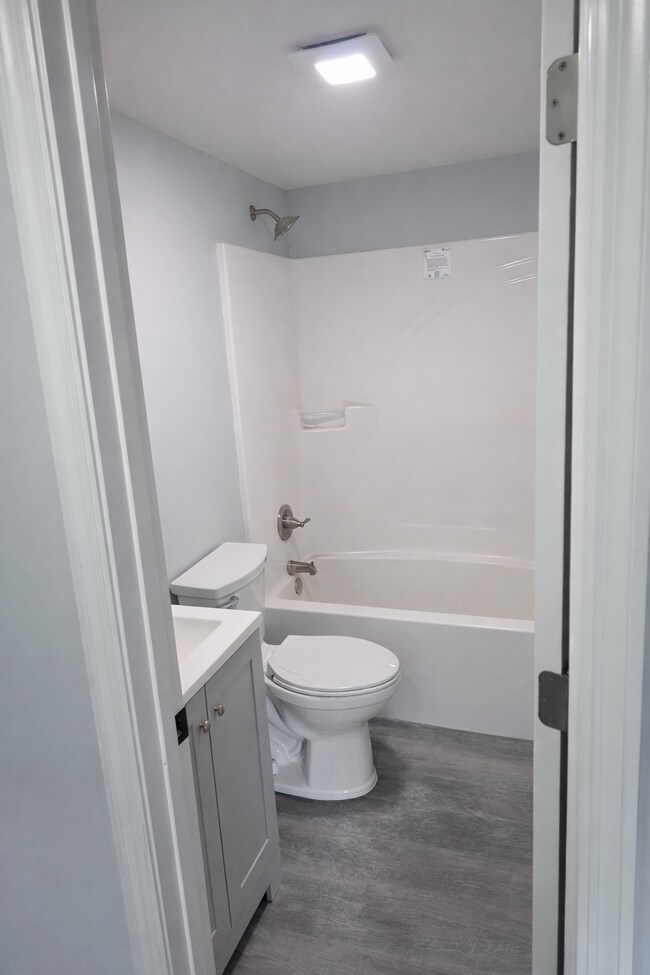 Foto del edificio - 1745 1st Ave