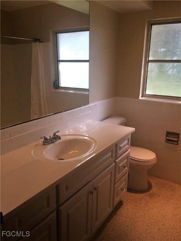 Building Photo - 4236 Country Club Blvd