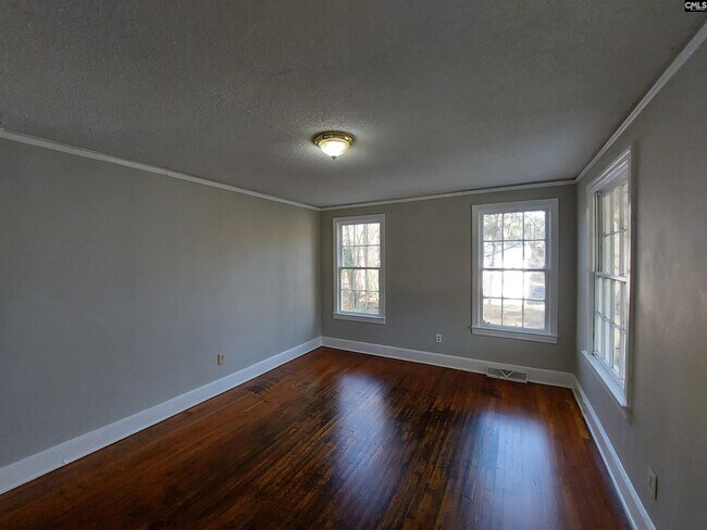 Building Photo - 1407 Jerome Dr