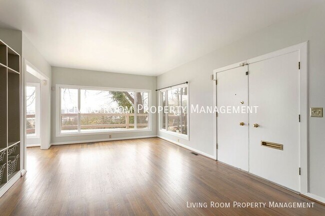 Foto del edificio - 1531 SW Upper Hall St