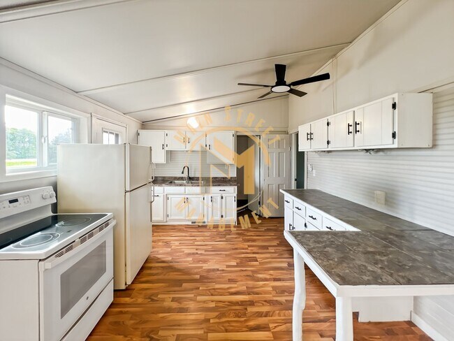 Foto del edificio - 2138 County Rd Y
