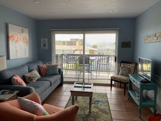 Foto del edificio - Oceanfront Long-Term Rental at Sand Dollar...