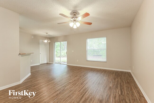 Foto del edificio - 15043 SE 25th Ave