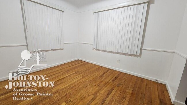 Foto del edificio - 21412 Newcastle Rd