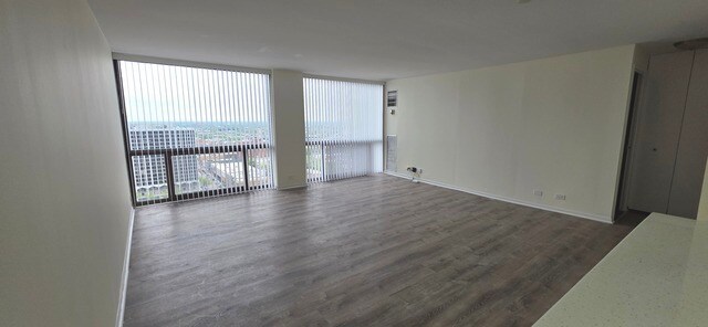 Foto del edificio - 4343 N Clarendon Ave
