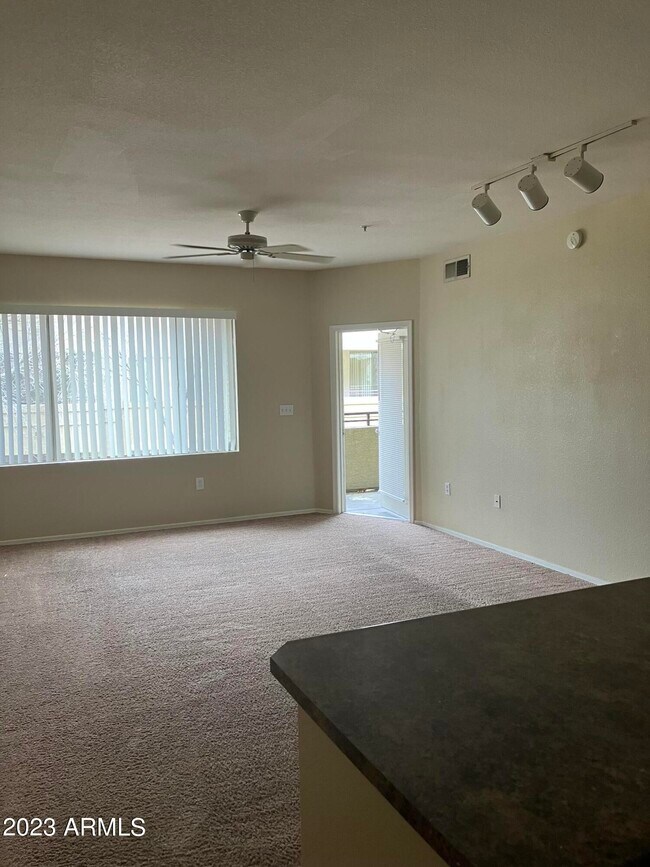 Building Photo - 18416 Cave Creek Rd