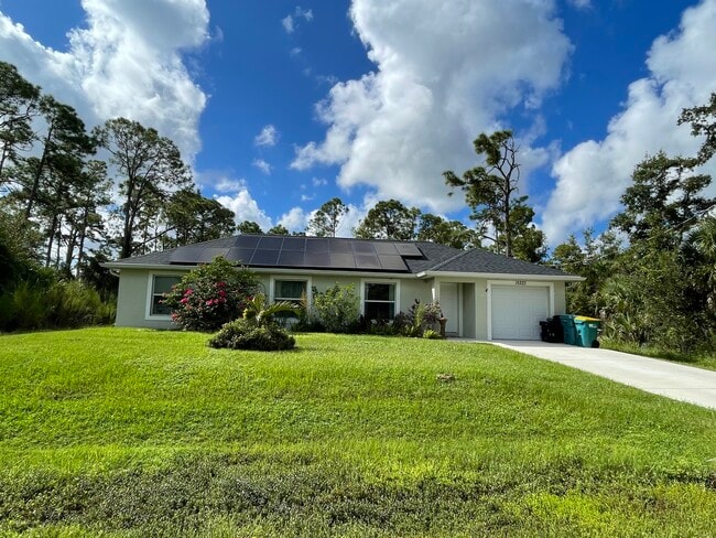 Foto del edificio - 15223 Faulkner Ave