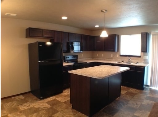 Interior Photo - Ellis Estates
