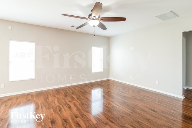 Foto del edificio - 406 Mountain Laurel Cir