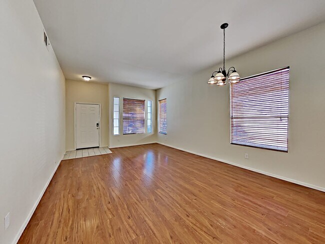 Building Photo - 8068 Sweet Clover Ct