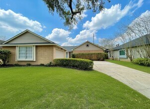 Building Photo - 7011 Brockington Dr