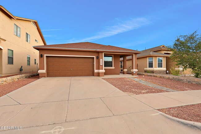 Building Photo - 13134 Kestrel Ave