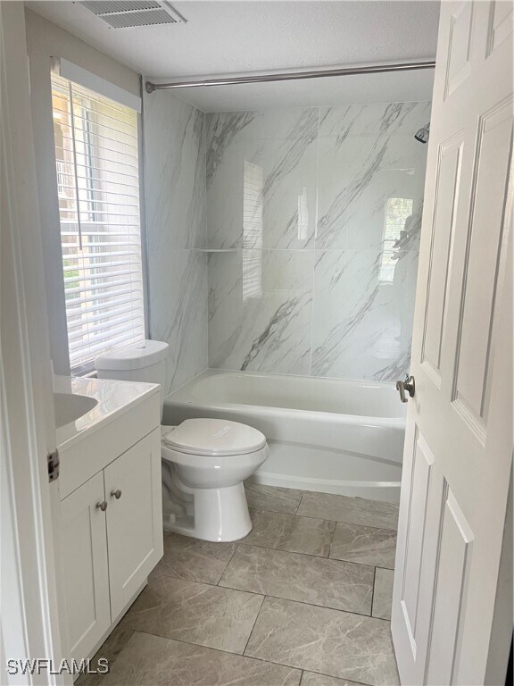 Building Photo - 8245 Ibis Club Dr