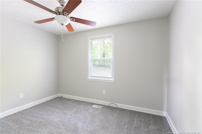 Foto del edificio - 1805 Powatan St